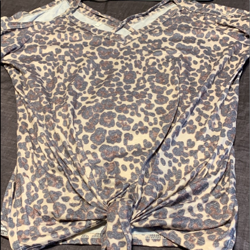 Womens cold shoulder super cute ties in the front